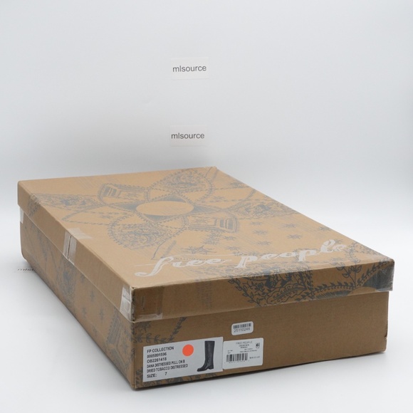 NEW Size 7 Women's Free People Dana Distressed Pull-On Leather Boots - Picture 16 of 16